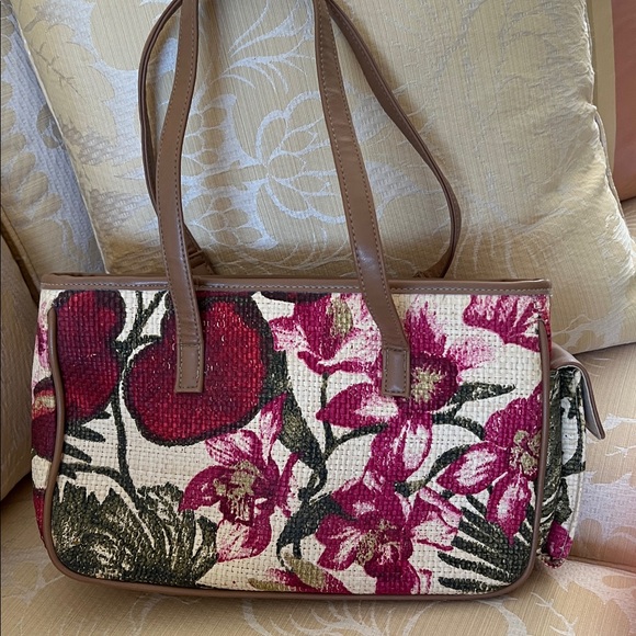 Floral Pink and Tan Bead-accented Women's Bag - Picture 4 of 7